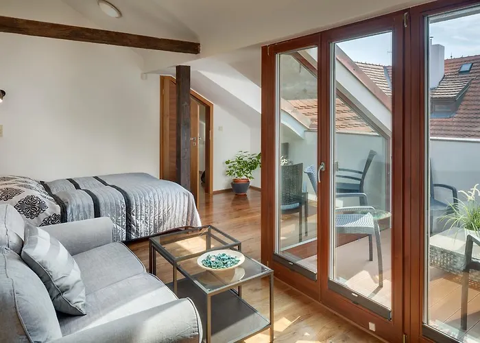 Michalska Old Town Apartment